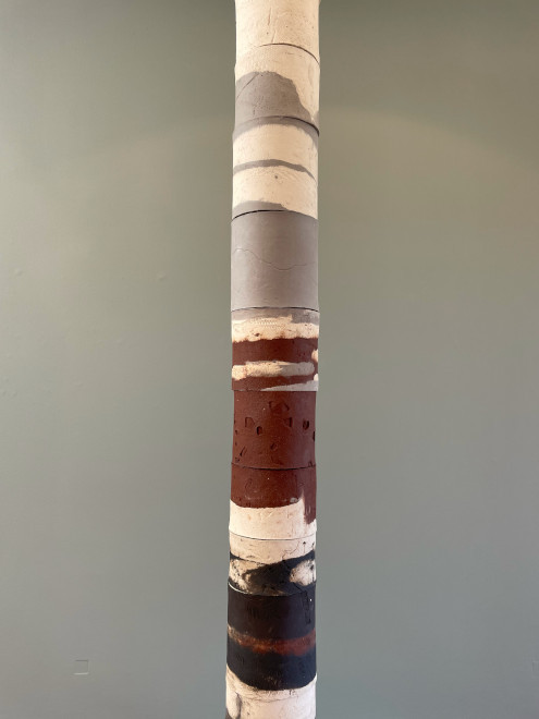 Coluna #1, Sedimentos, Casa Museu Julio Dinis, Ovar 2022, pormenor