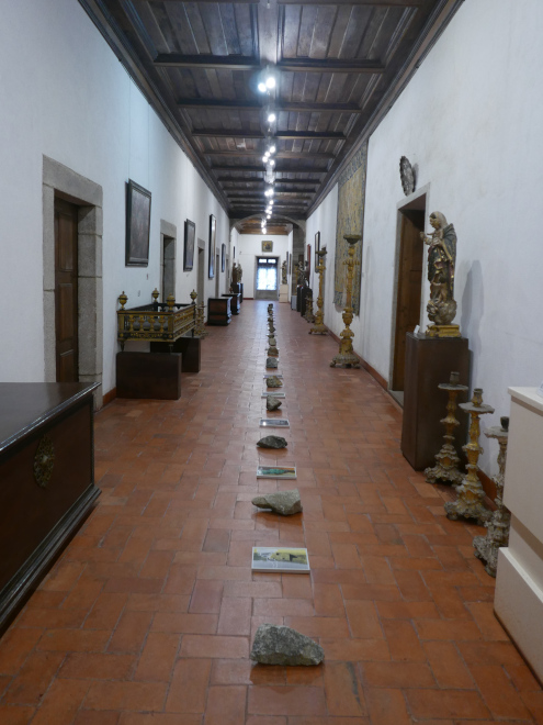 Regoufe, instalação, Carla Cruz 2022, Mosteiro de Arouca